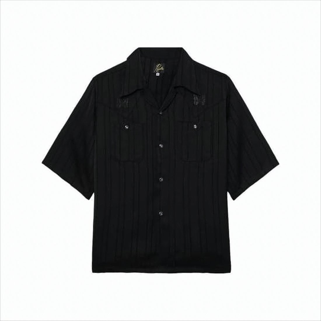 Textured Black Short-Sleeved Shirt With Classic Collar And Chest Pockets