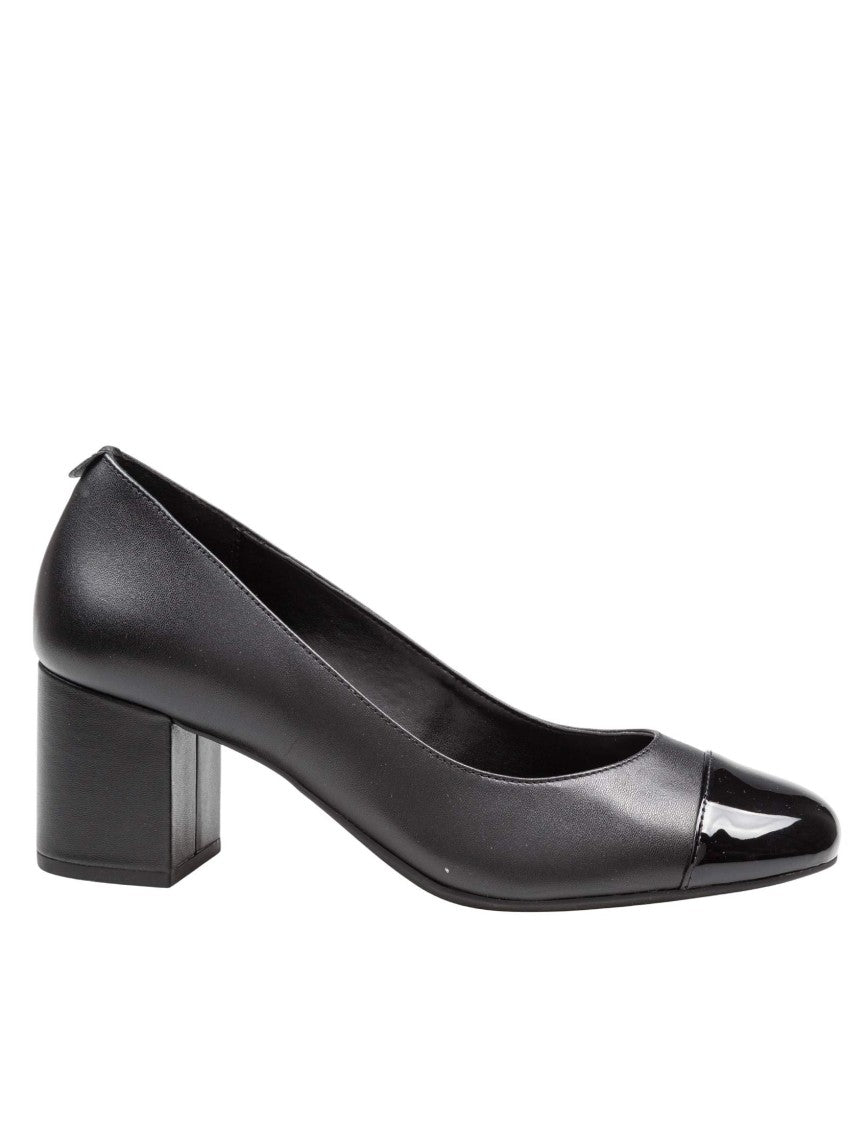 Black Perla Flex Leather Pumps