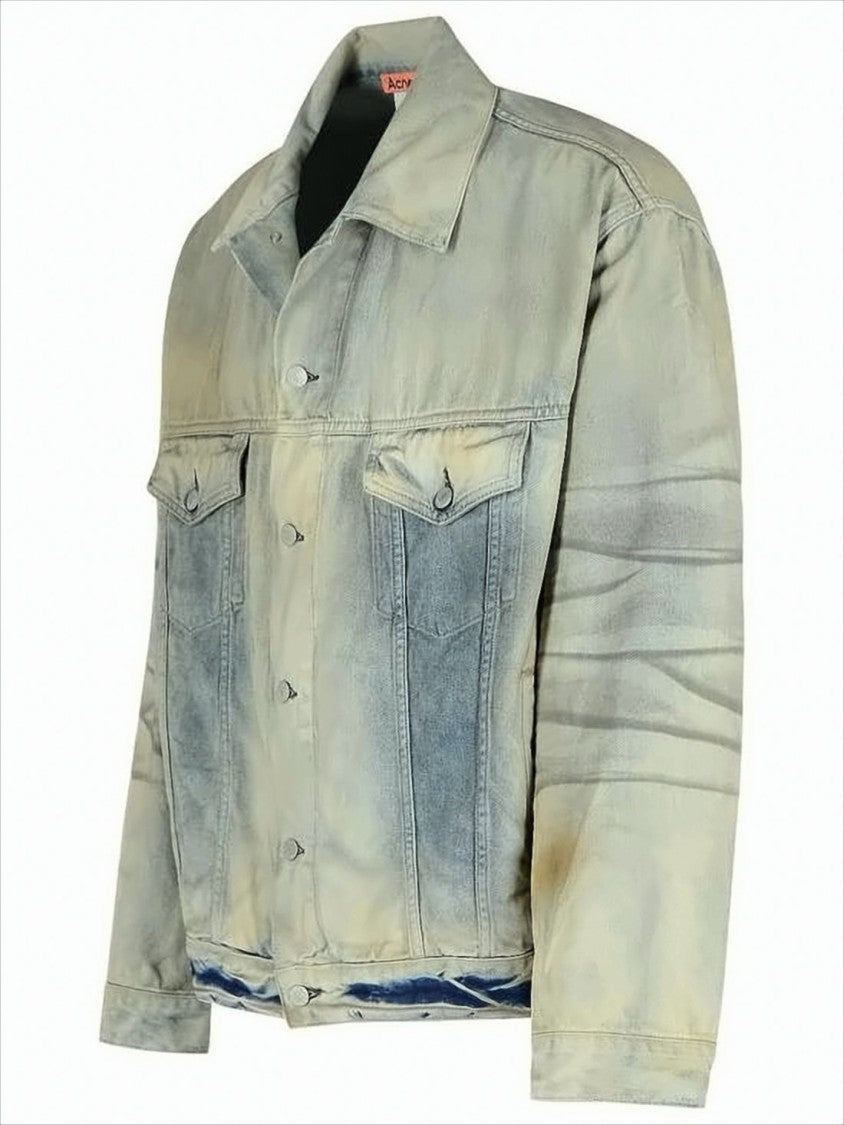 Vintage-Inspired Denim Jacket with Classic Button-Up Front