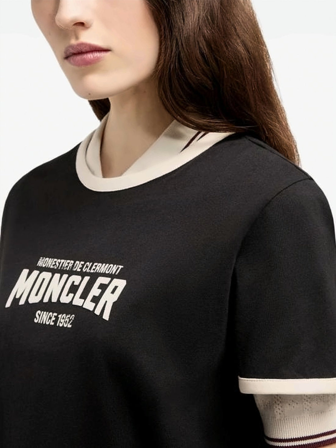 Short-Sleeved T-Shirt with Bold Stripe Detail