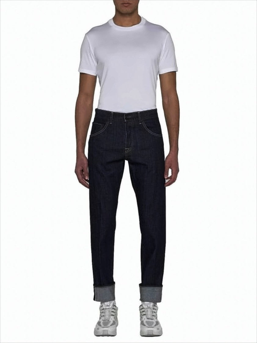 Classic Black Denim Shorts With Rolled Cuffs