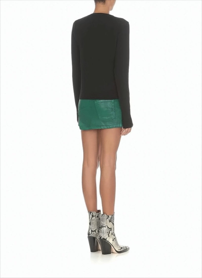 Fitted Wool Sweater with Crew Neckline