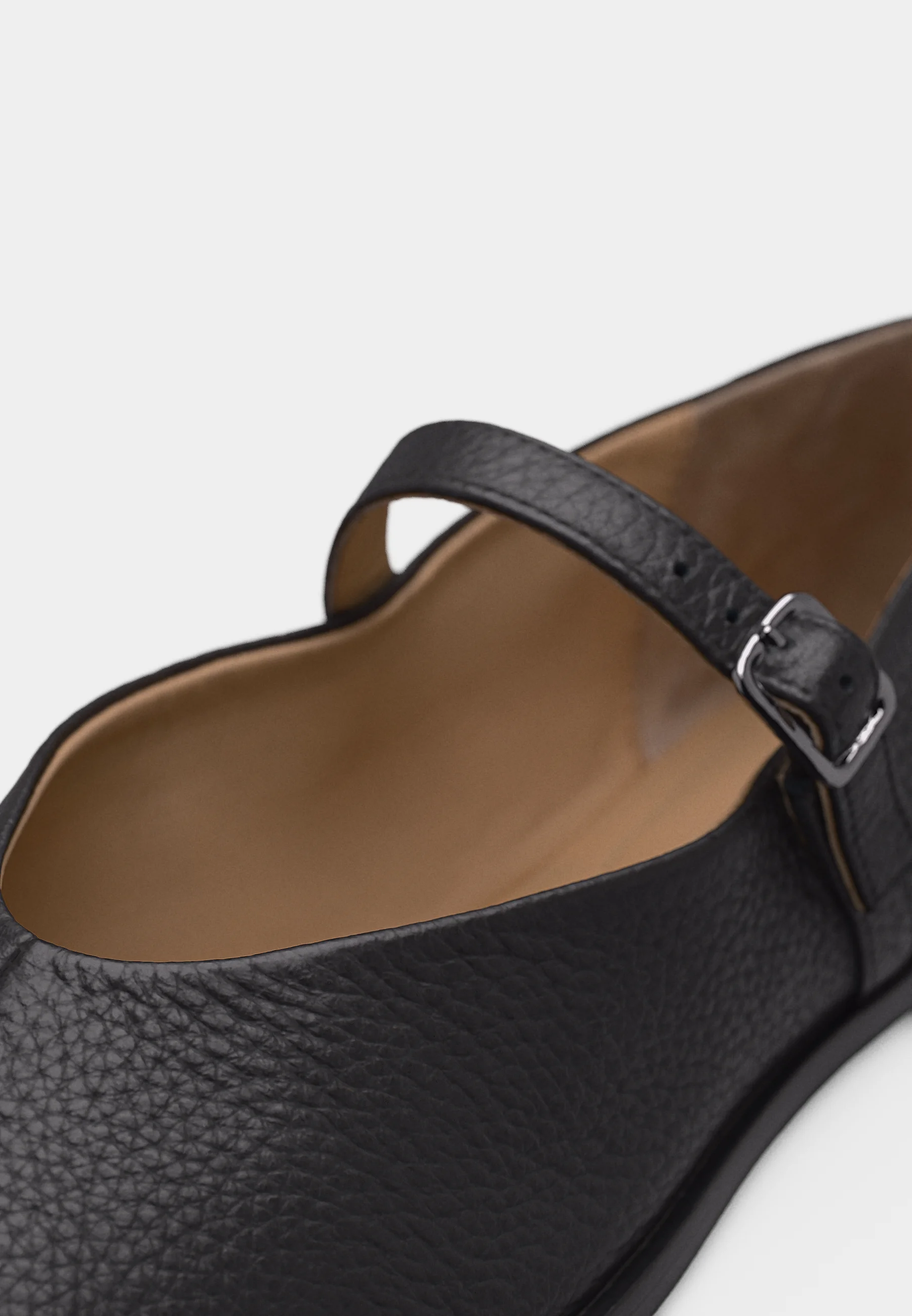 Black Bovine Leather Flat Shoes
