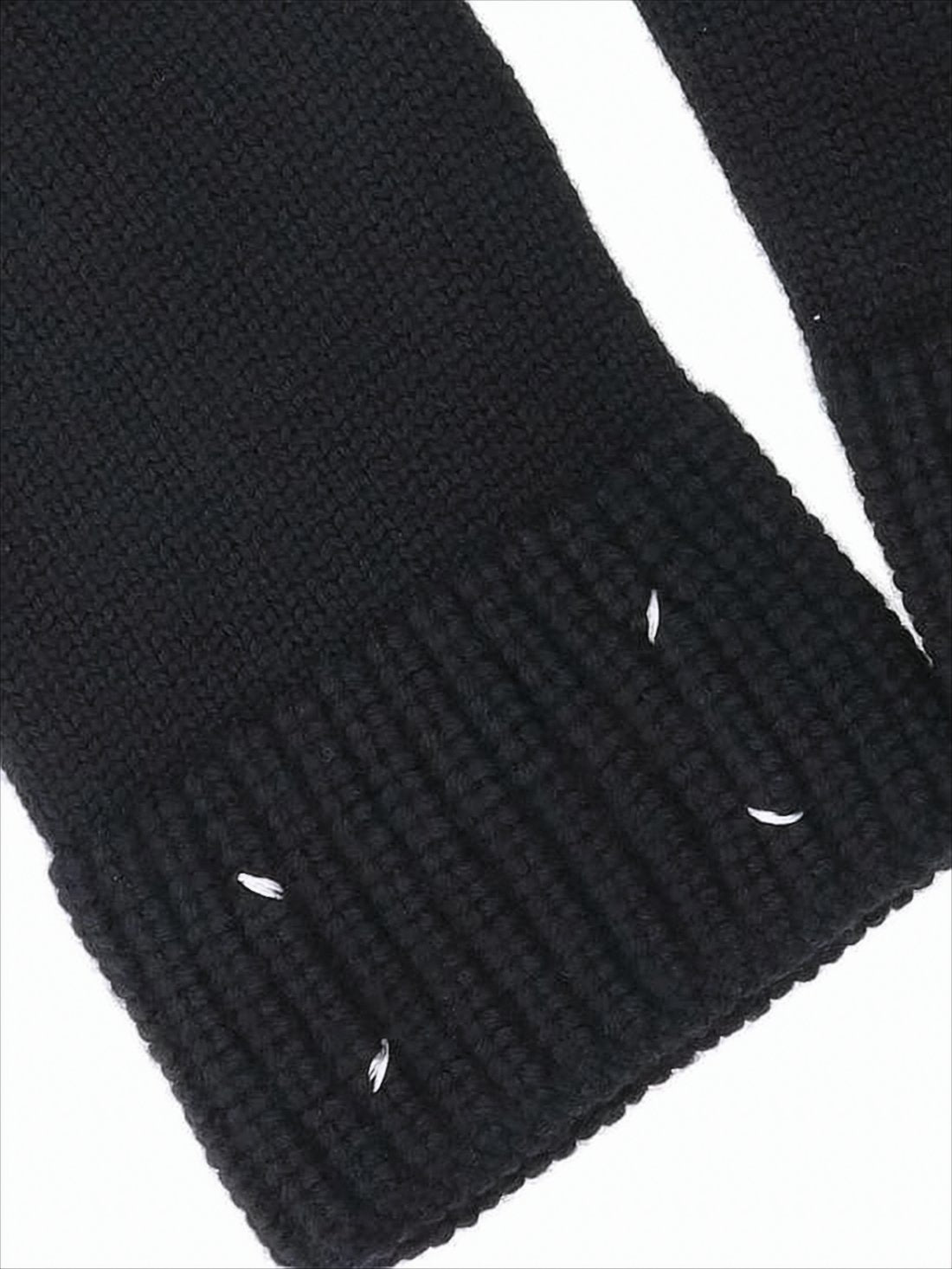Ribbed Knit Gloves with Four Stitch Detailing