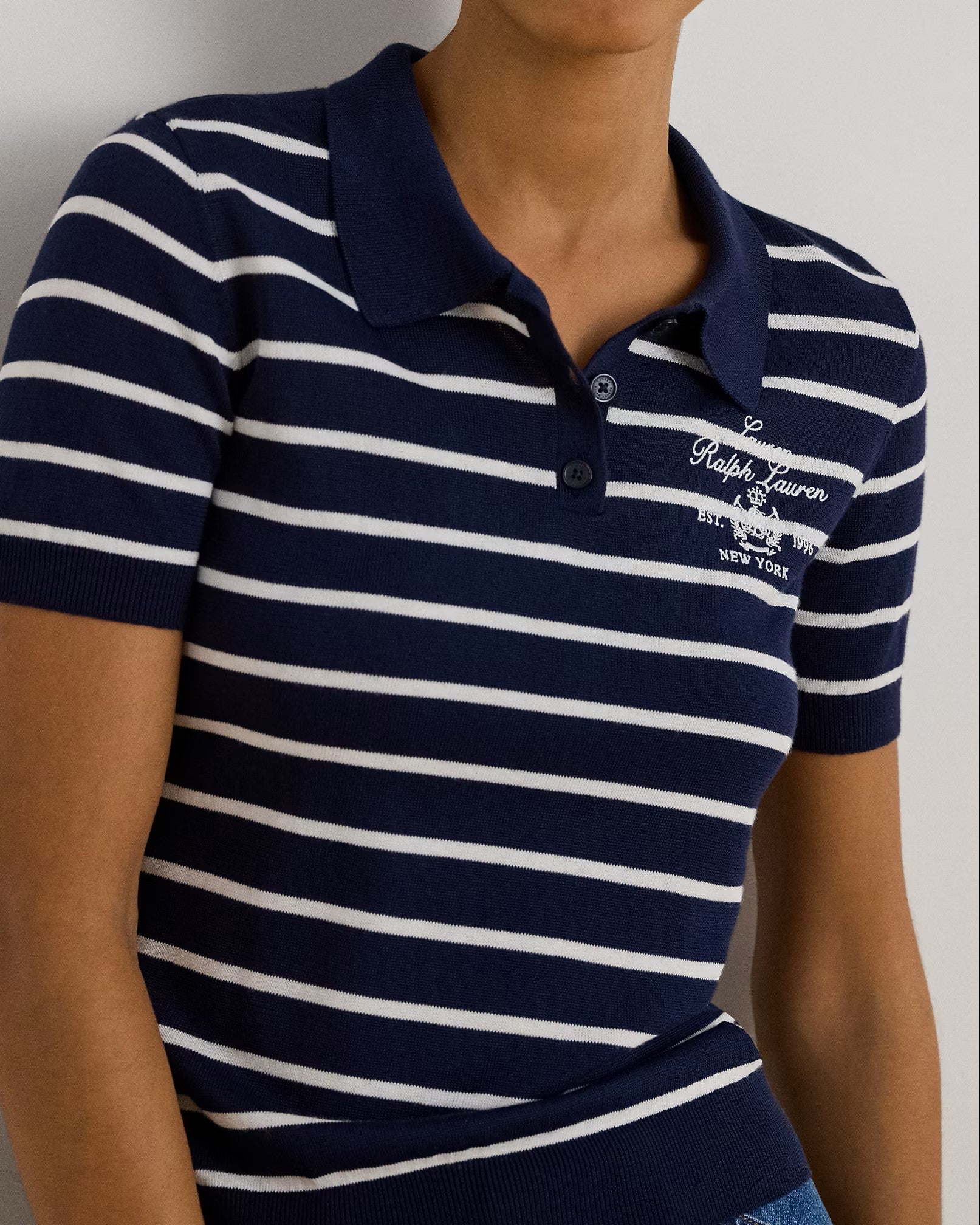 Classic Polo-Style Short Sleeve Pullover in Navy
