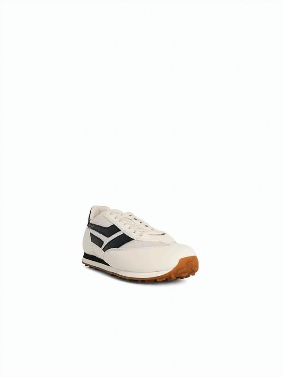 White Sneaker With Contrasting Side Stripes