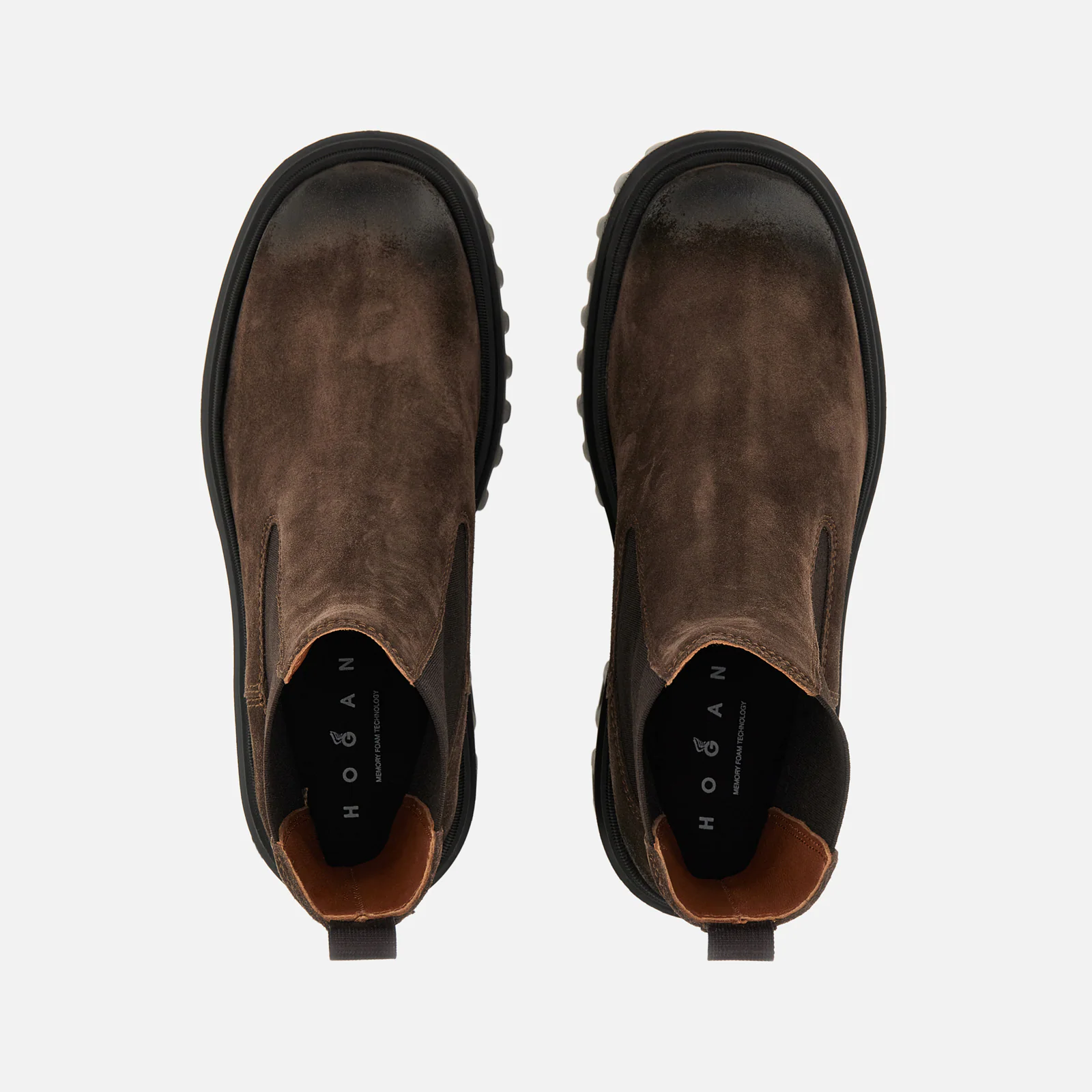 H700 Chelsea Boots With Calfskin