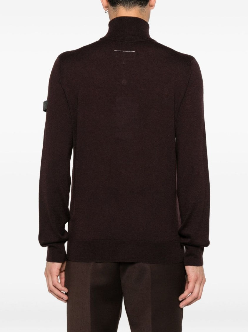 Fitted Dark Brown Turtleneck Sweater