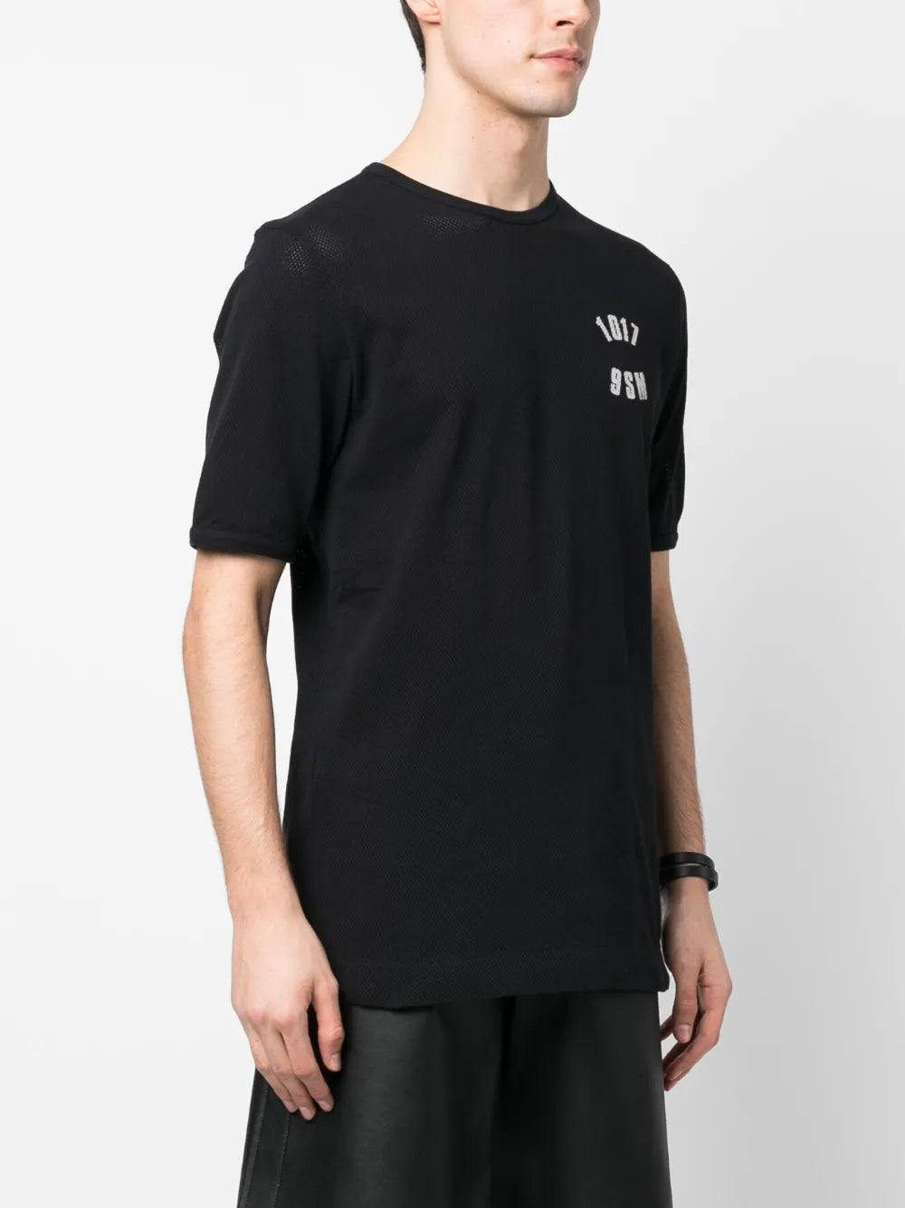 Standard Fit T-Shirt With Round Neckline And Short Sleeves