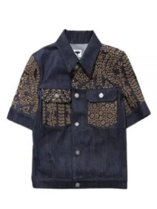 Short-Sleeved Denim Jacket with Decorative Patterns