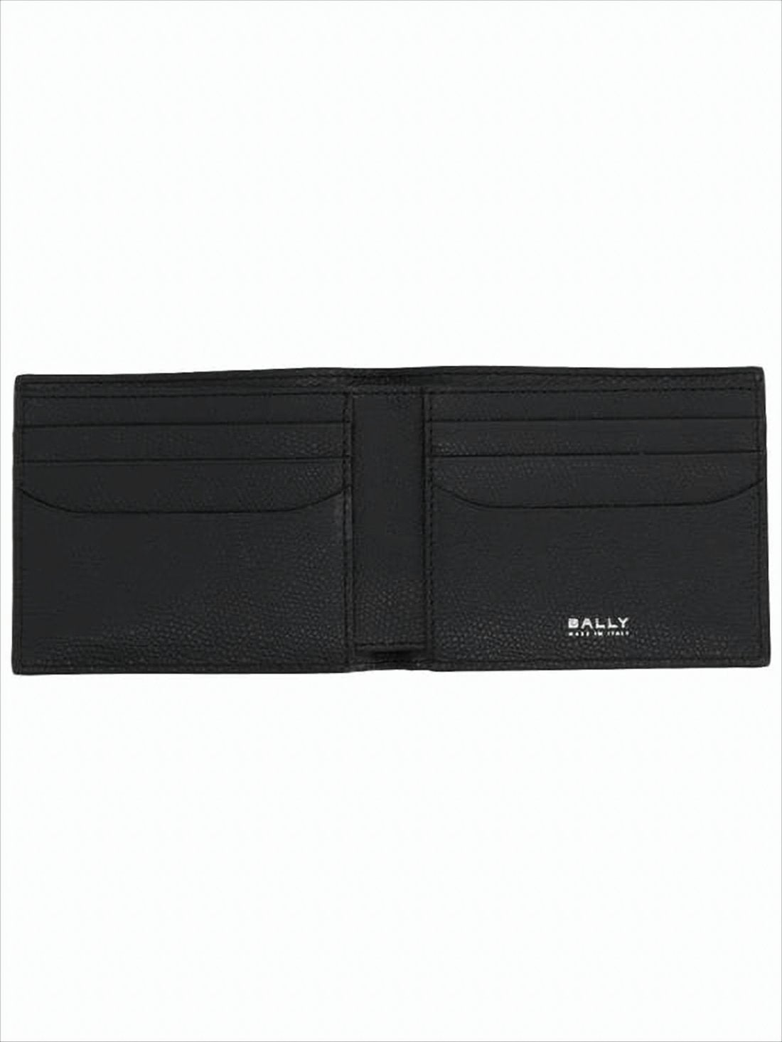Textured Calf Leather Bifold Wallet