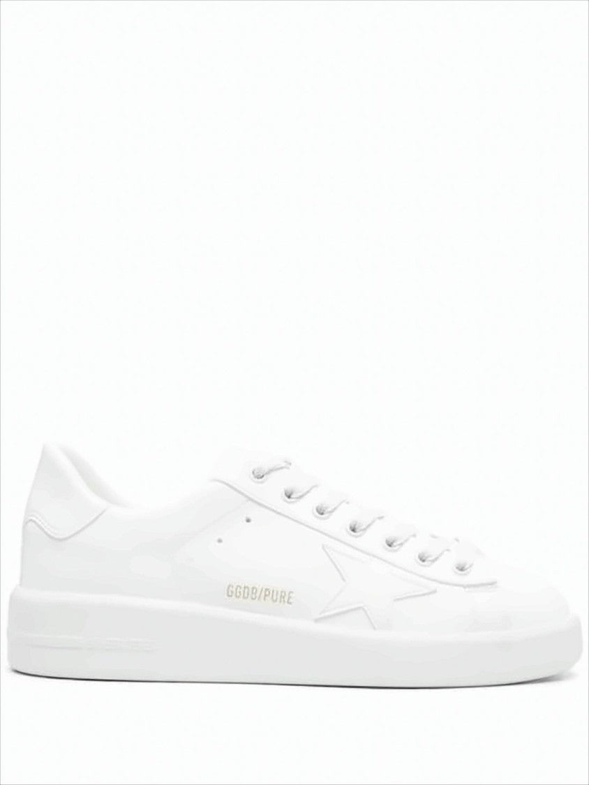 Minimalist White Low-Top Sneakers With Tonal Star Detail
