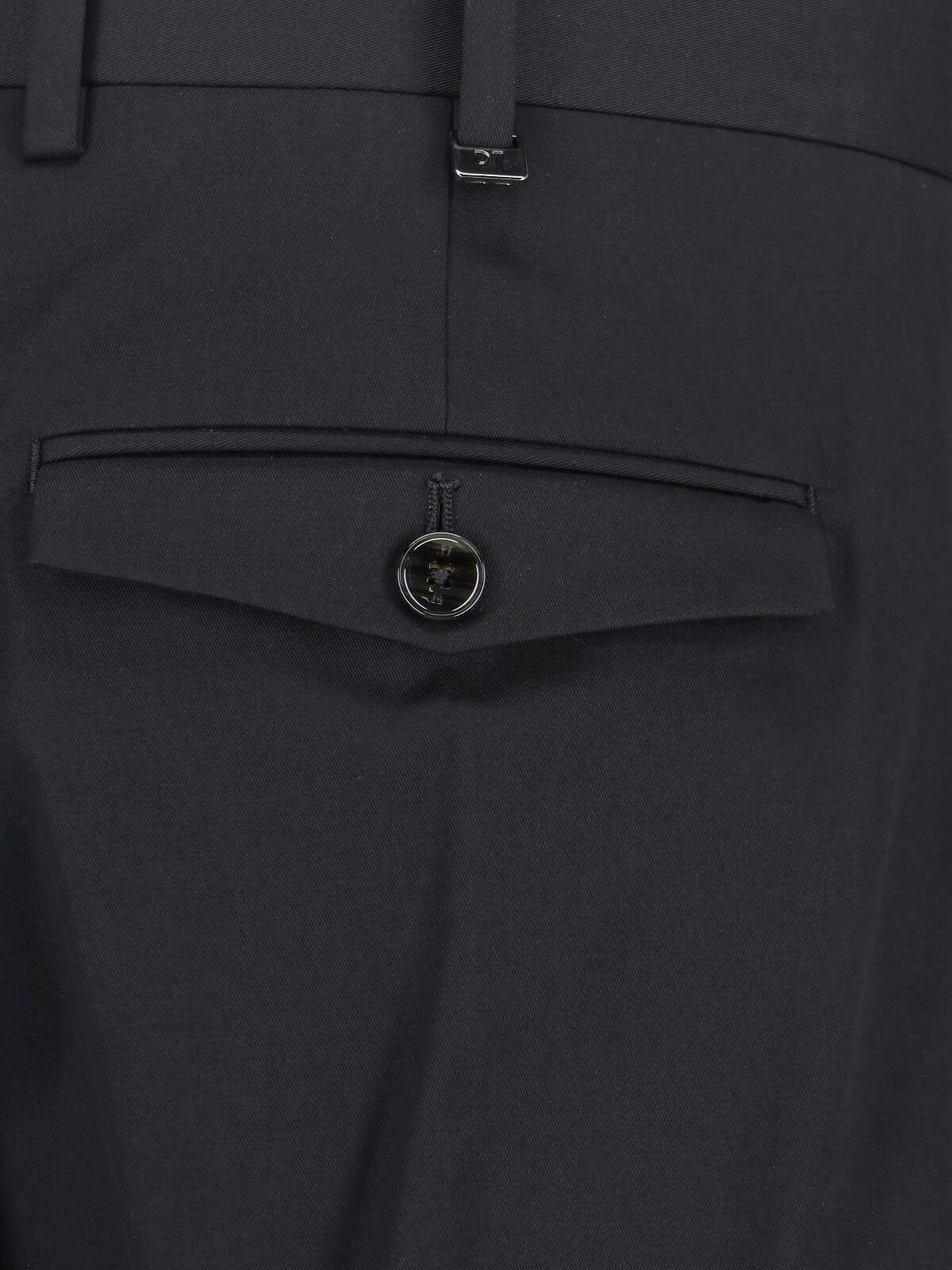 Tailored Black Trousers With Straight Leg Silhouette