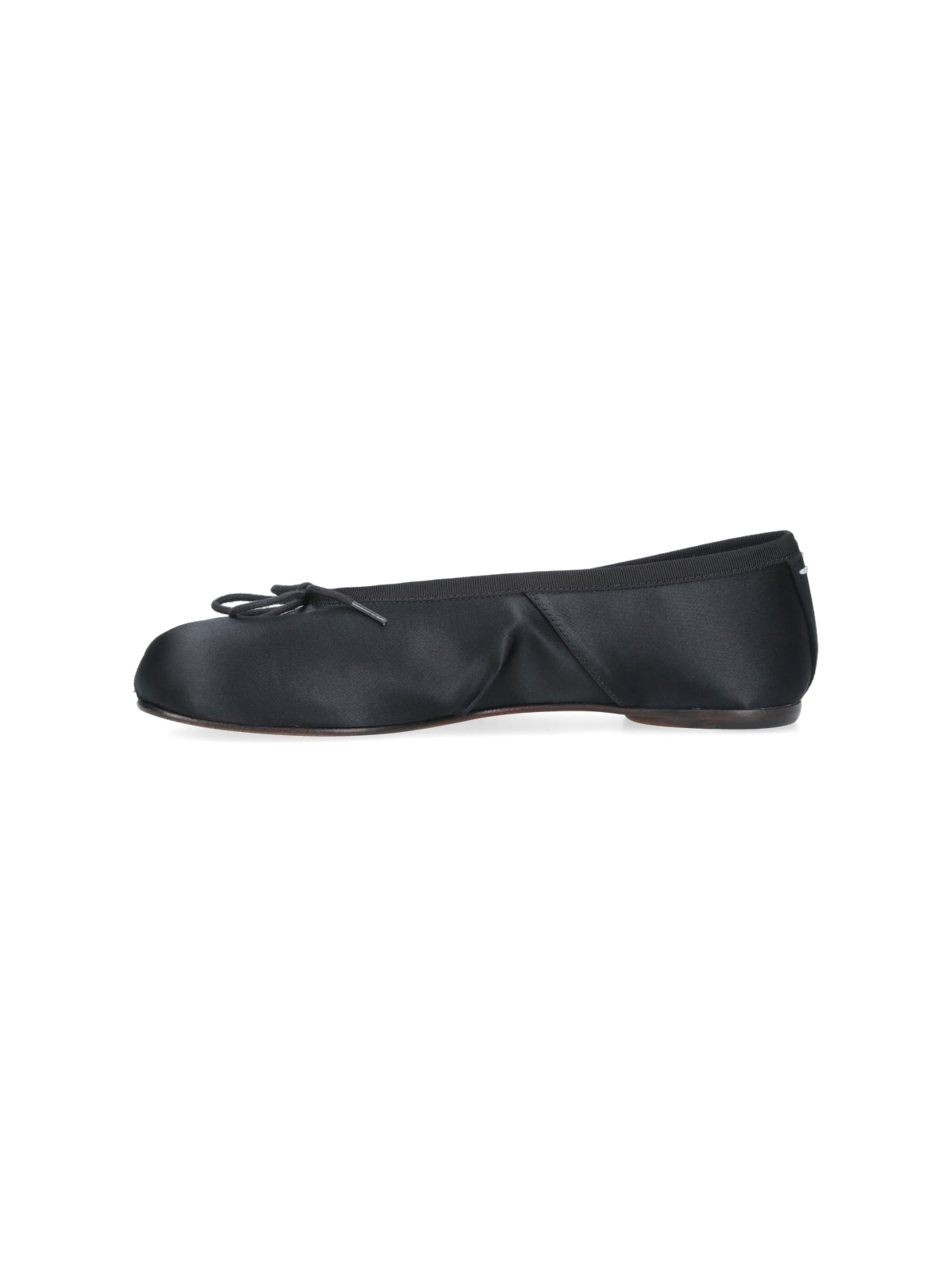 Minimalist Black Flats With Rounded Toe And Low-Profile Sole