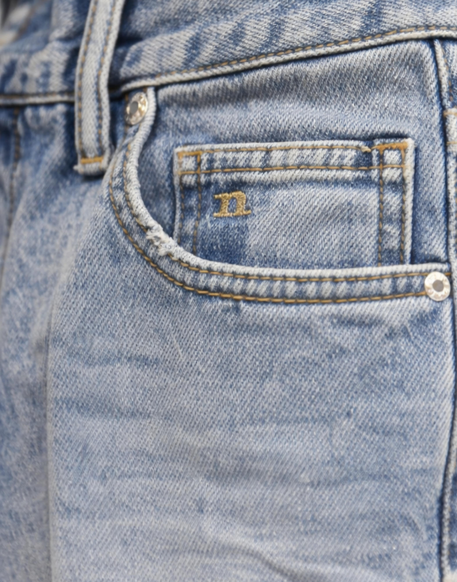Albert 5 Pocket Loose Light Denim Jeans