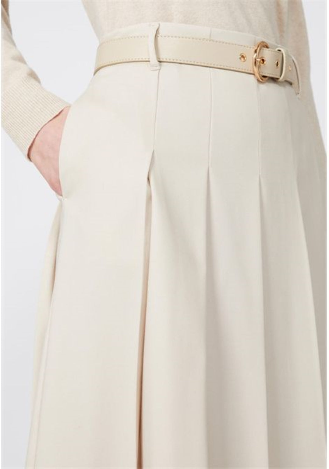 Structured Midi Skirt With Elegant Pleats