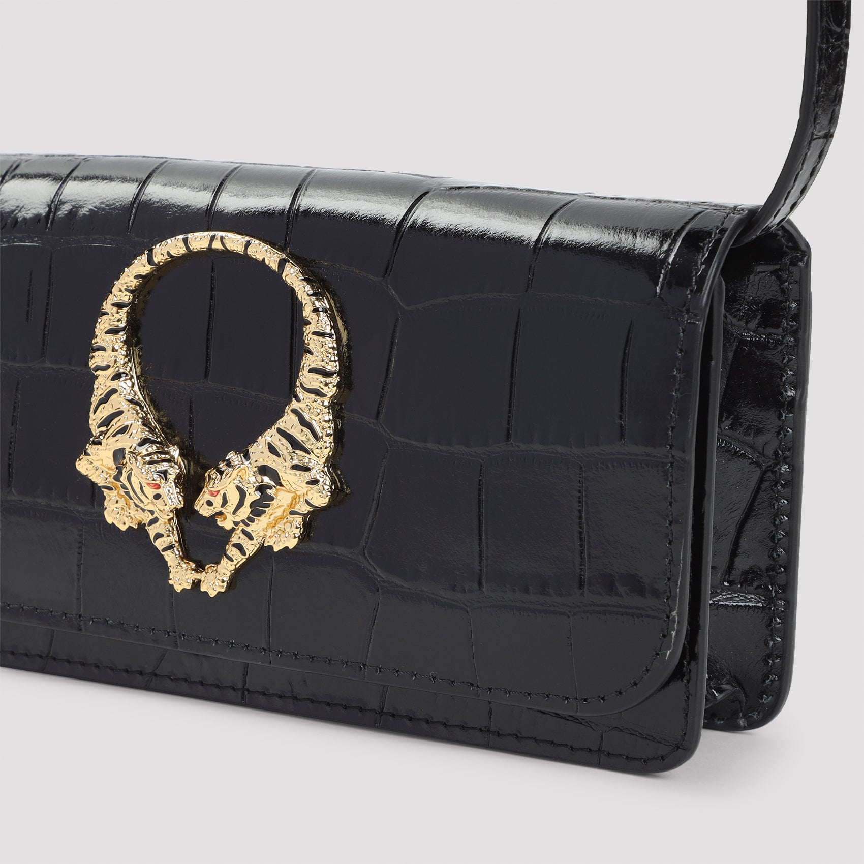 Crocodile-Embossed Leather Shoulder Bag With Distinctive Clasp