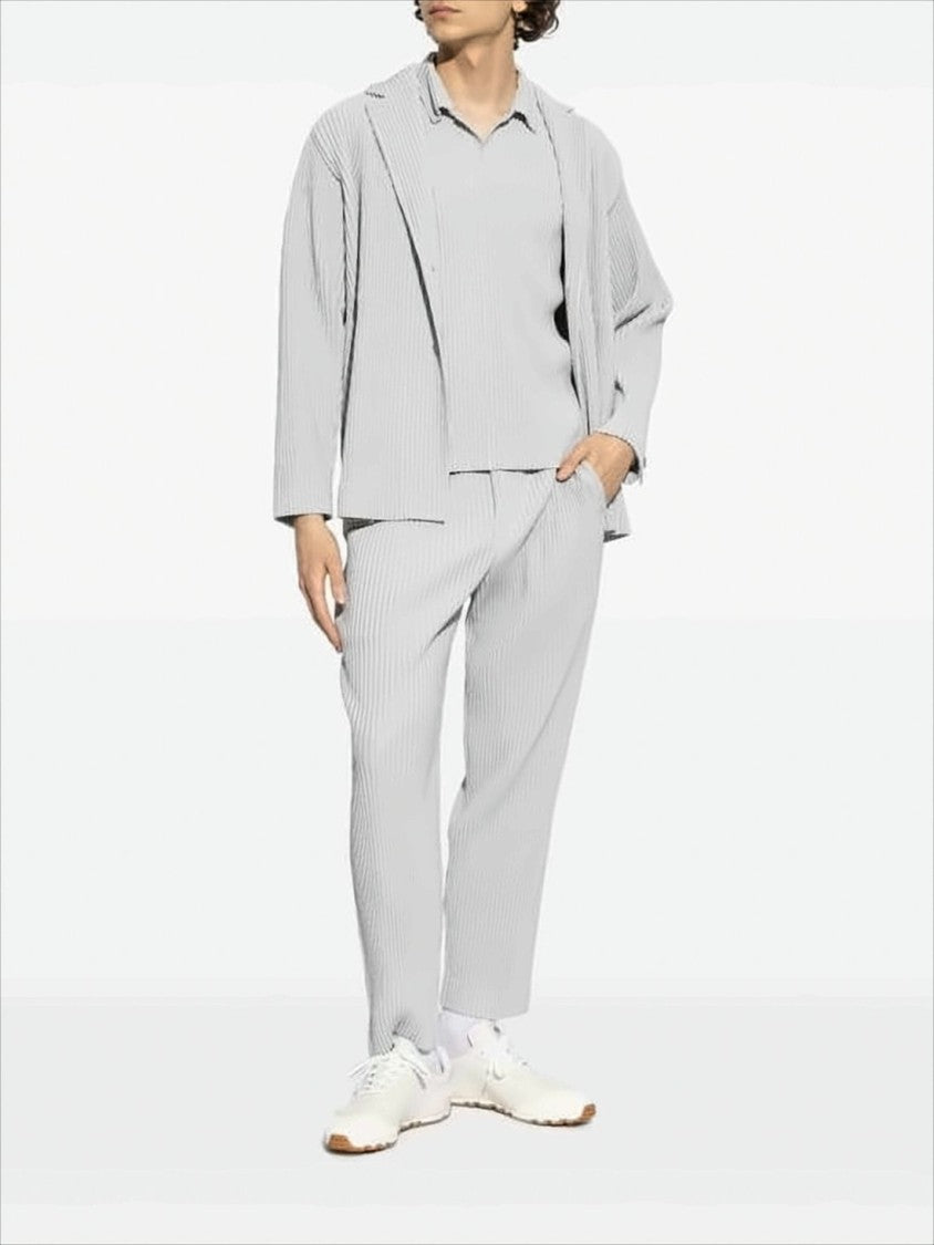 Pleated Straight Pants with Subtle Stripe