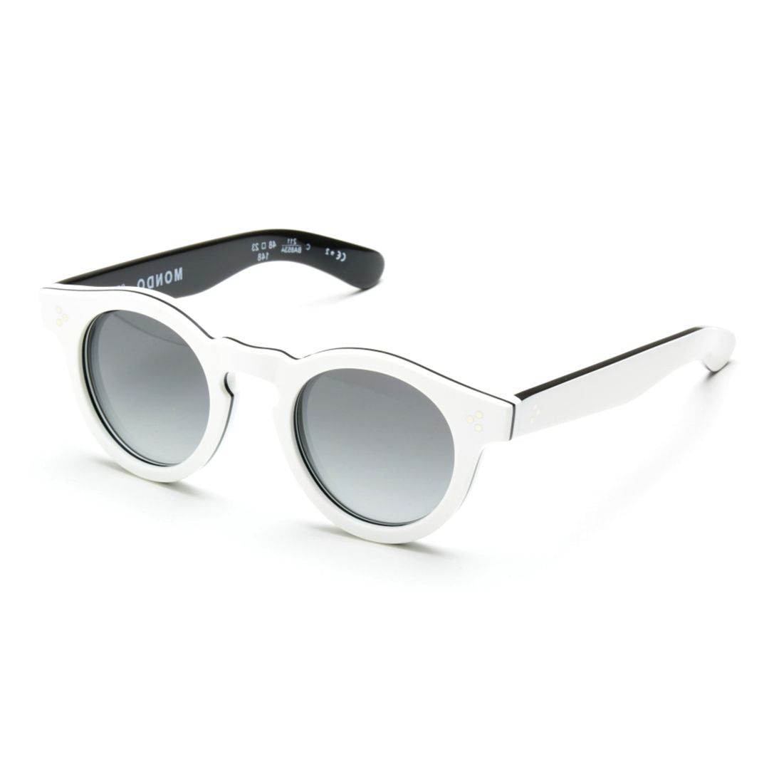 Mondo Bold Round Frame Sunglasses with Gradient Lenses