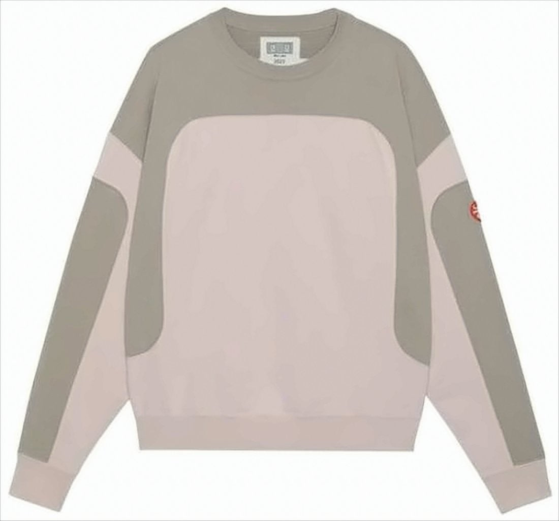 Color-block Long-Sleeve T-Shirt with Graphic Detail