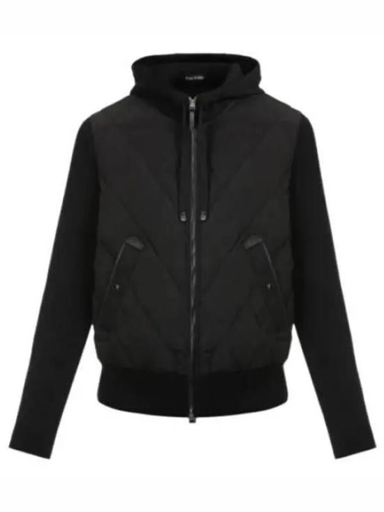 Quilted Black Hooded Jacket With Zip Closure