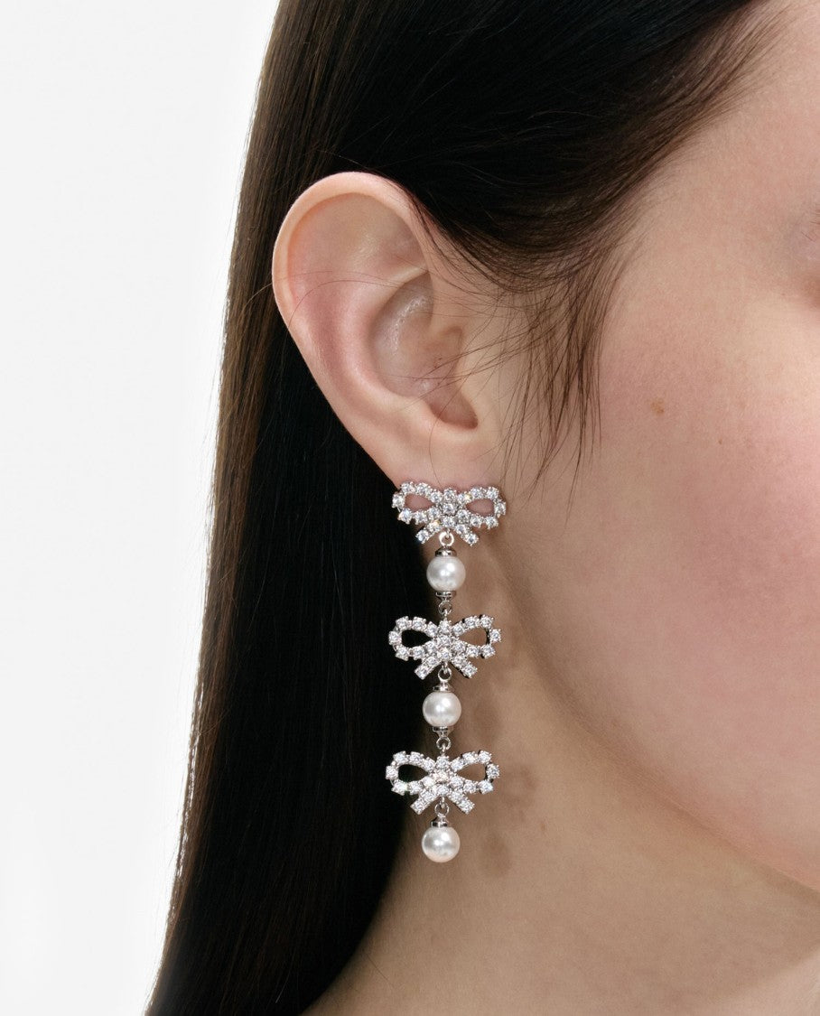 Micro Bow Pearl Tiered Earrings