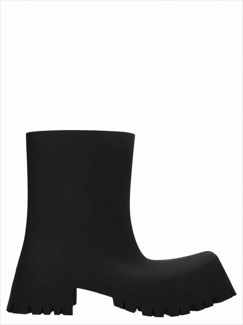 Matte Black Mid-Calf Boots with Chunky Sole and Square Toe