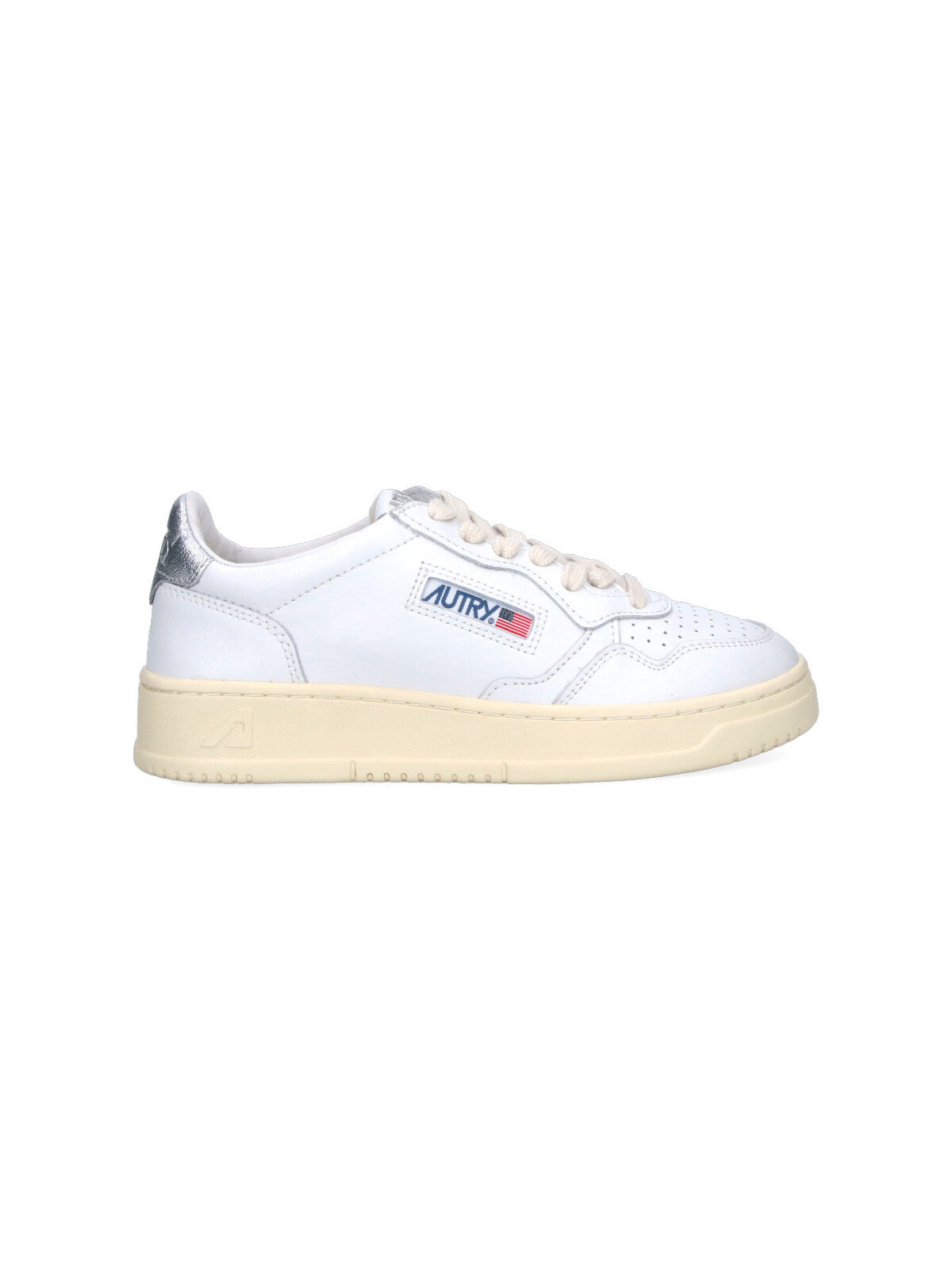 "Medalist" Low Sneakers – White
