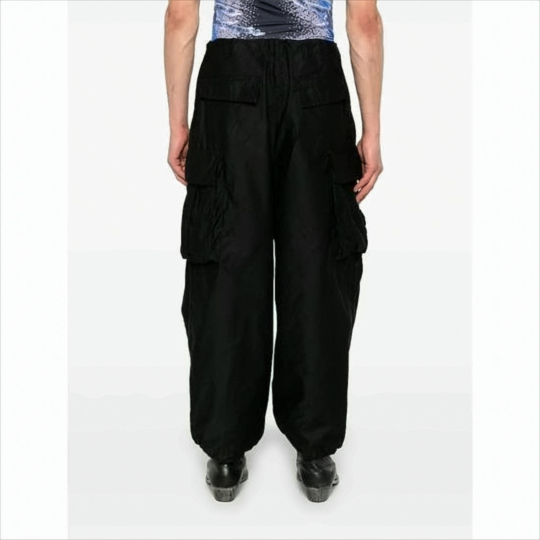 Loose Straight-Leg Pants with Cargo Pockets