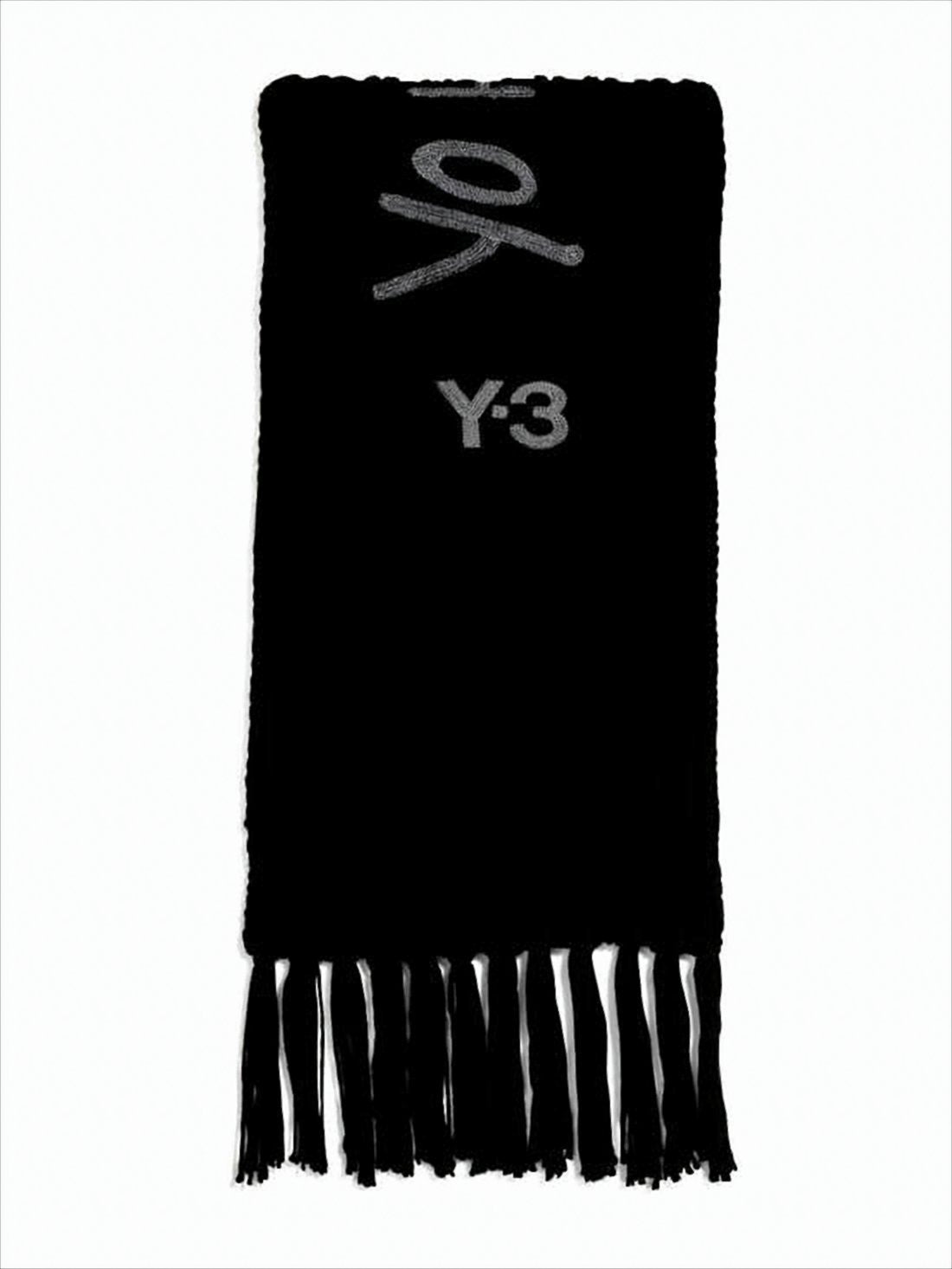 Ribbed Black Knitted Scarf