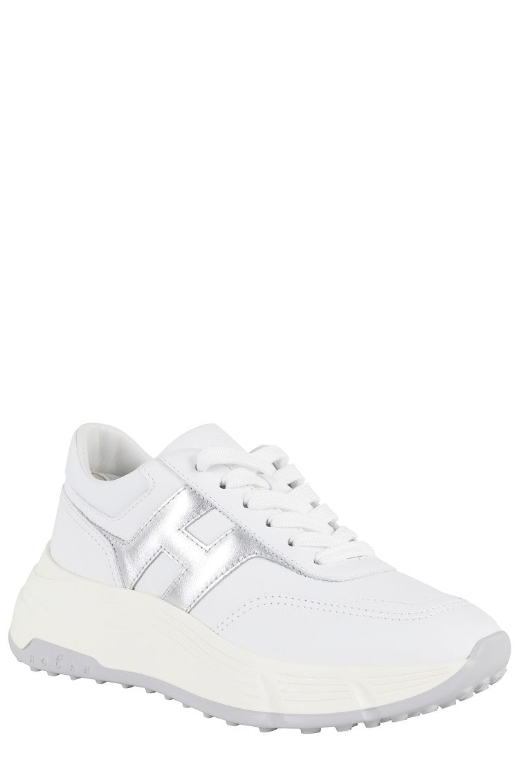 H669 Lace-Up Sneakers With Silver Logo Detail