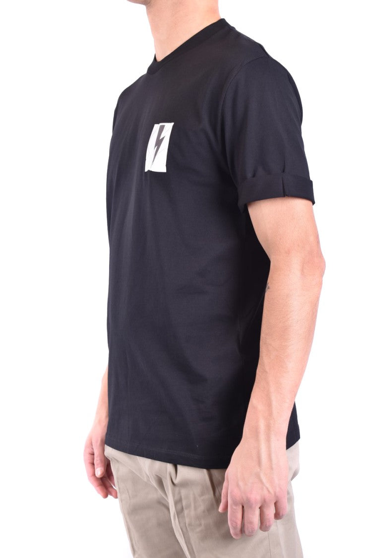Black Short-Sleeve T-Shirt With Lightning Bolt Graphic