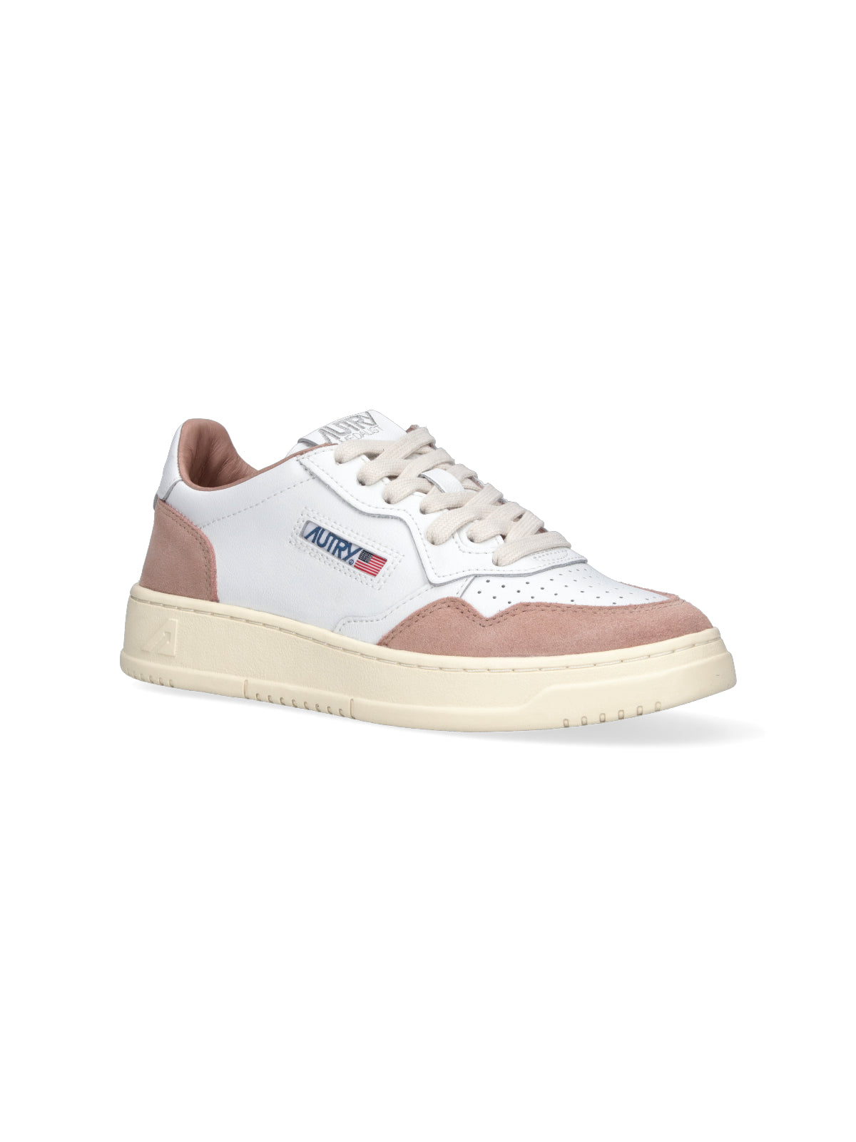 Low-Top Classic Sneakers With Minimalist Detailing