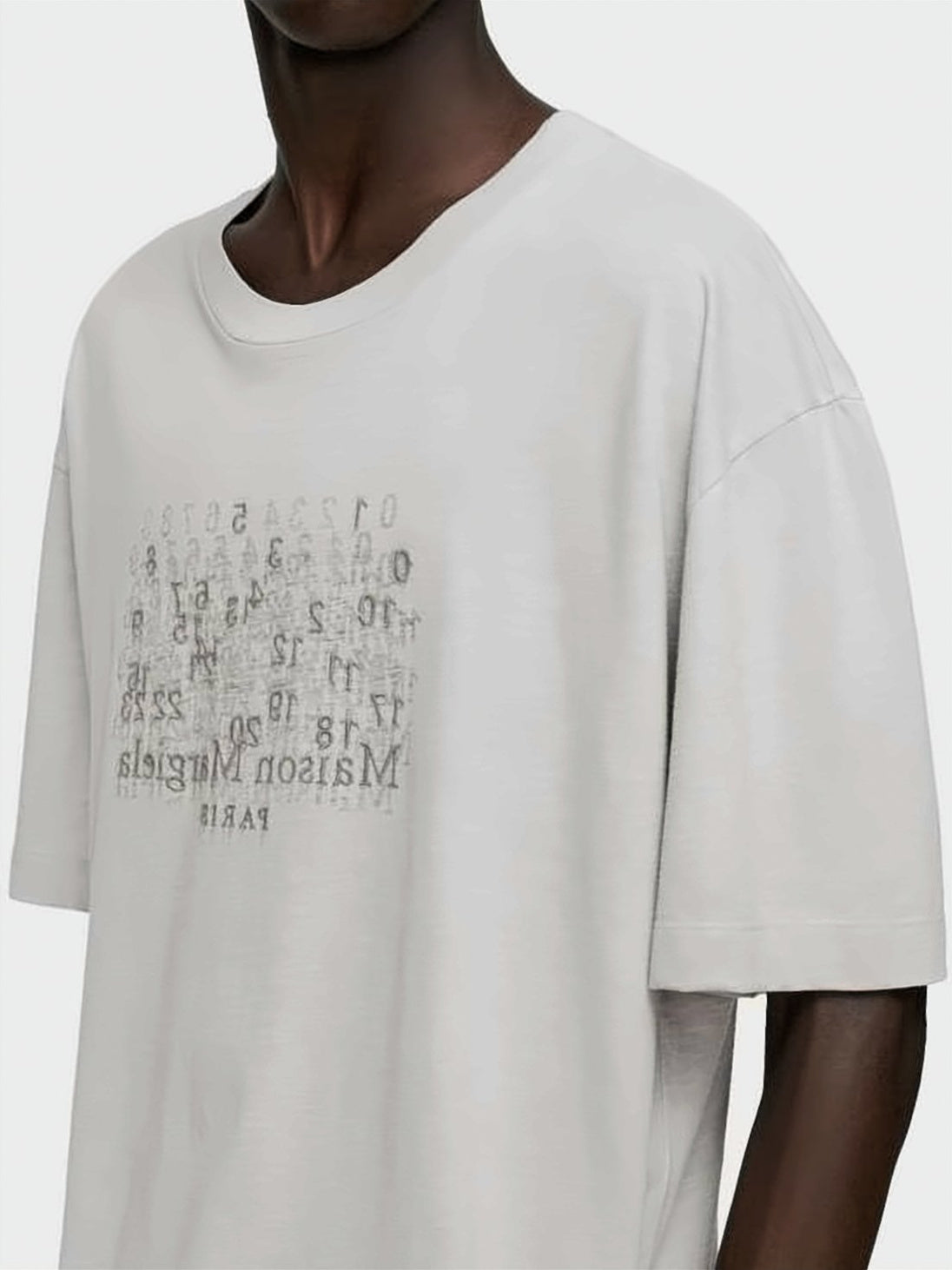 Loose-Fitting Grey Cotton T-Shirt