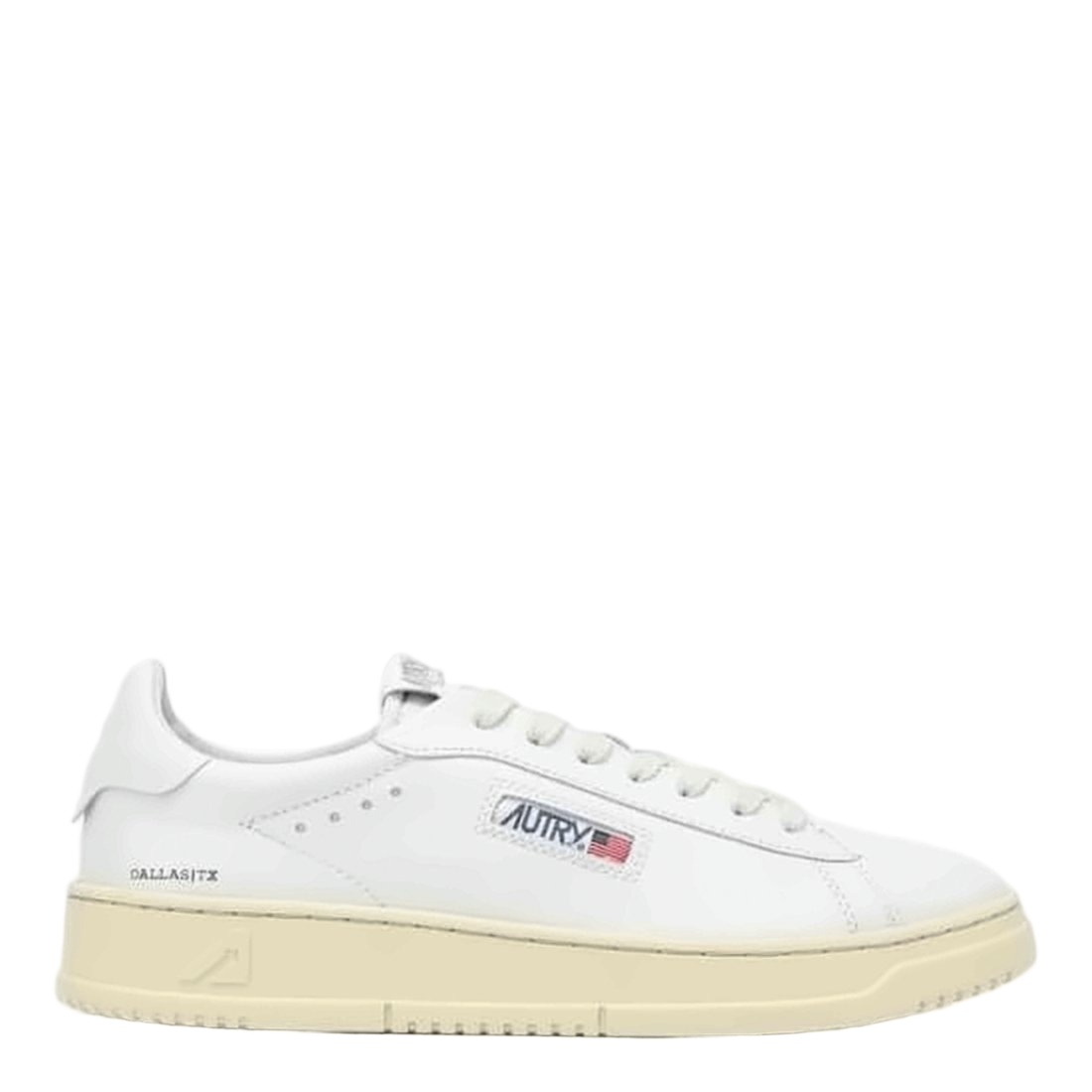 Low-Top White Leather Sneakers with Minimalist Design