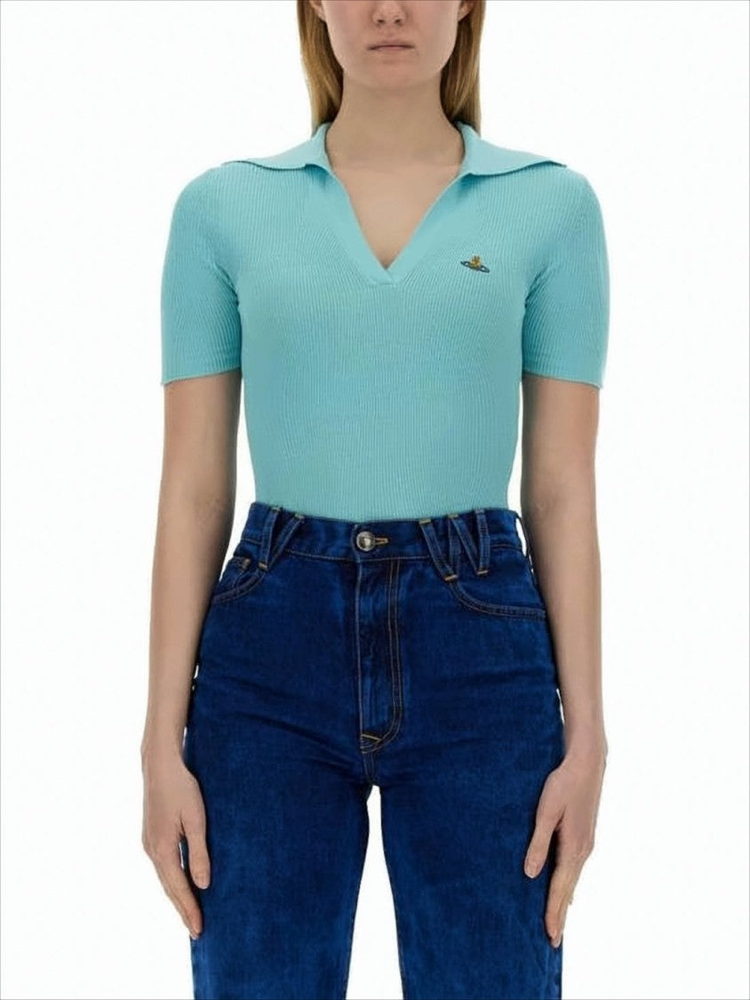 Fitted Deep V-Neck Sweater with Ribbed Texture