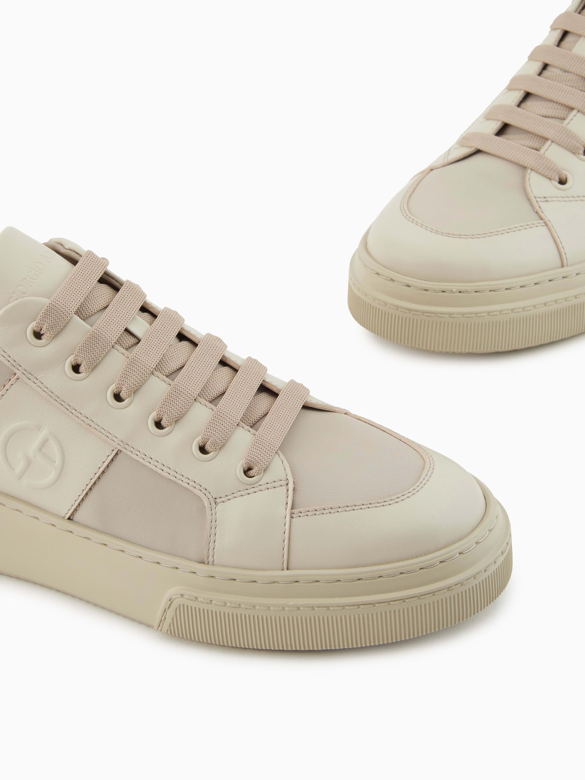 Minimalist Smooth Leather GA Logo Sneakers