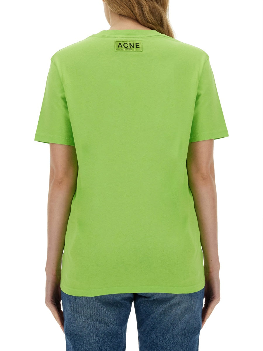 Short-Sleeved T-Shirt With Bold Graphic Print