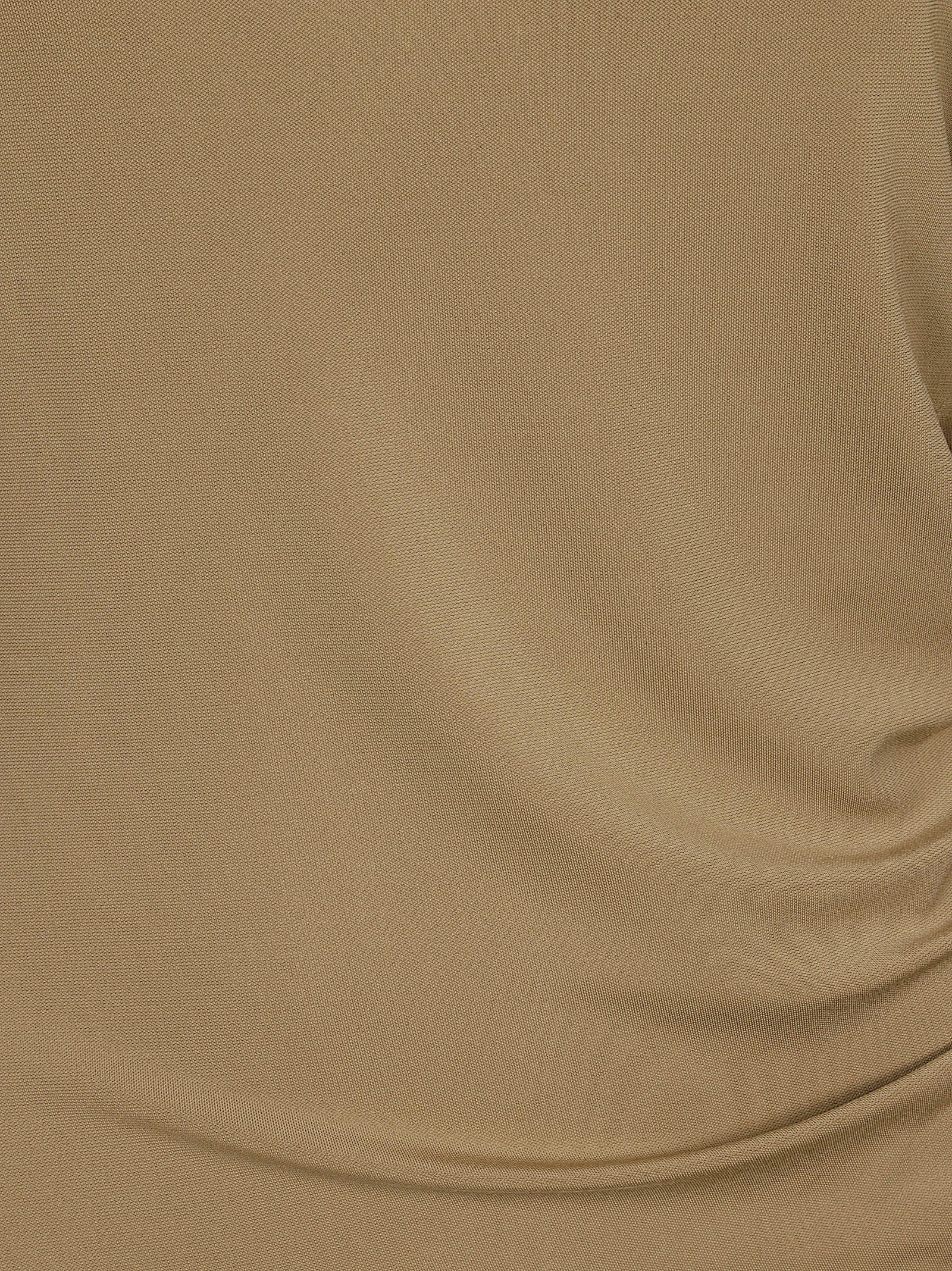 Fitted Long-Sleeved Top with Subtle Boat Neckline and Ruching Detail