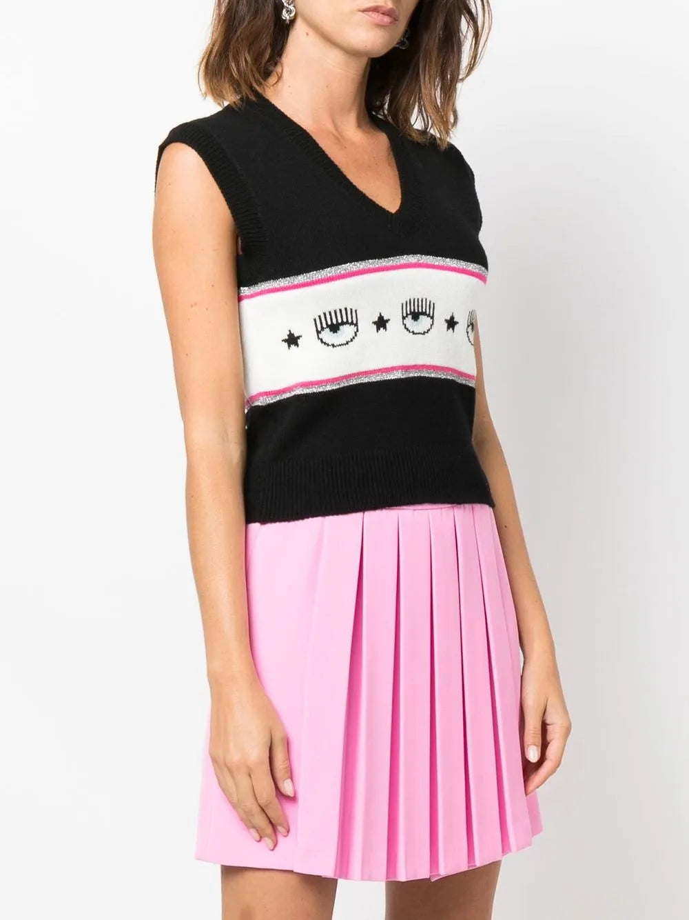 Classic Knit Sweater With Round Neckline And Long Sleeves