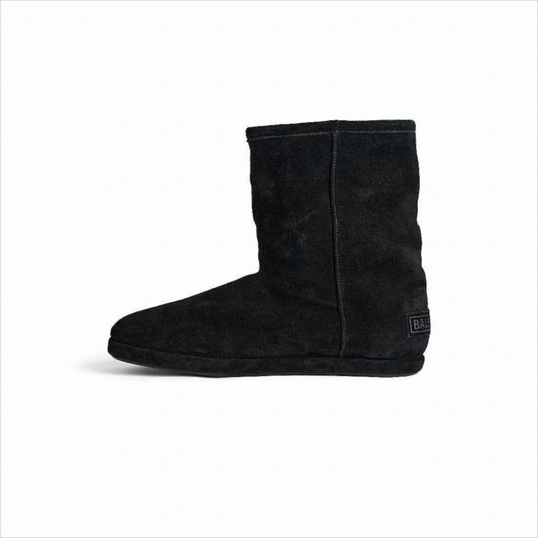 Mid-Calf Black Boots With Silhouette