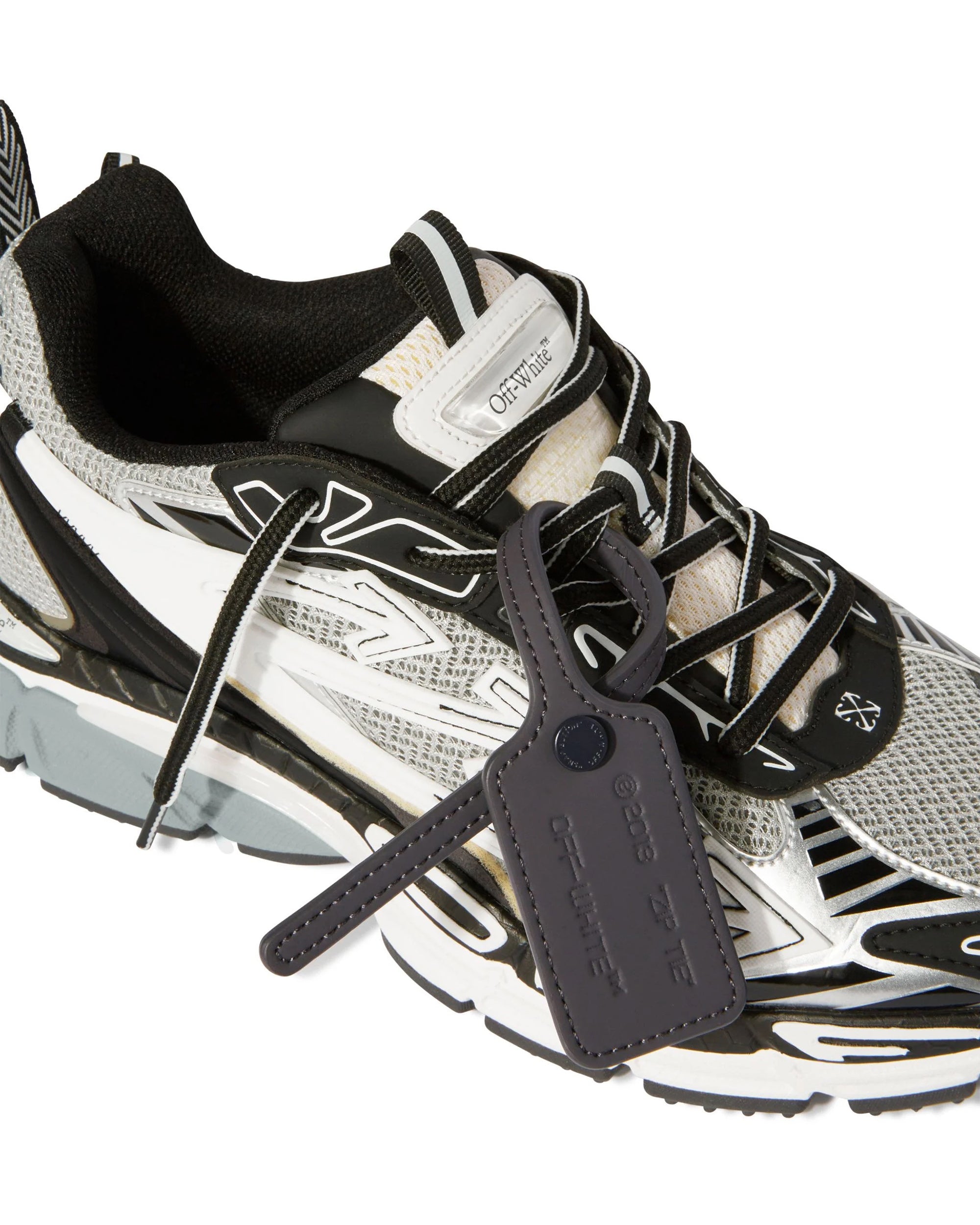 Be Right Back Light Gray Black Sneakers