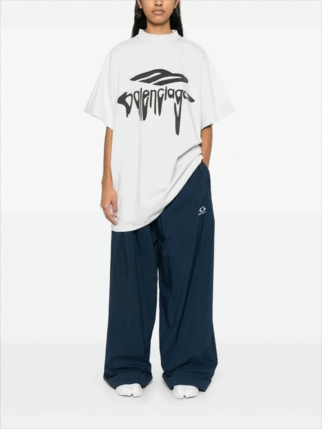 Loose-Fitting Short-Sleeve T-Shirt with Abstract Graphic