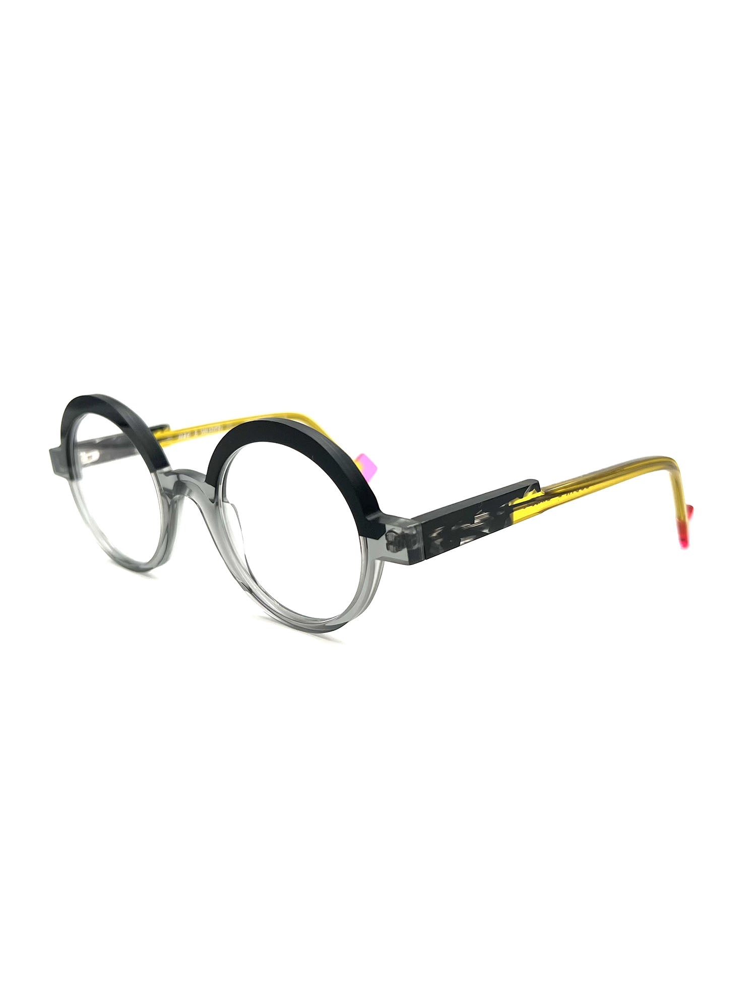 Bold Rounded Optical Frames with Vibrant Accents