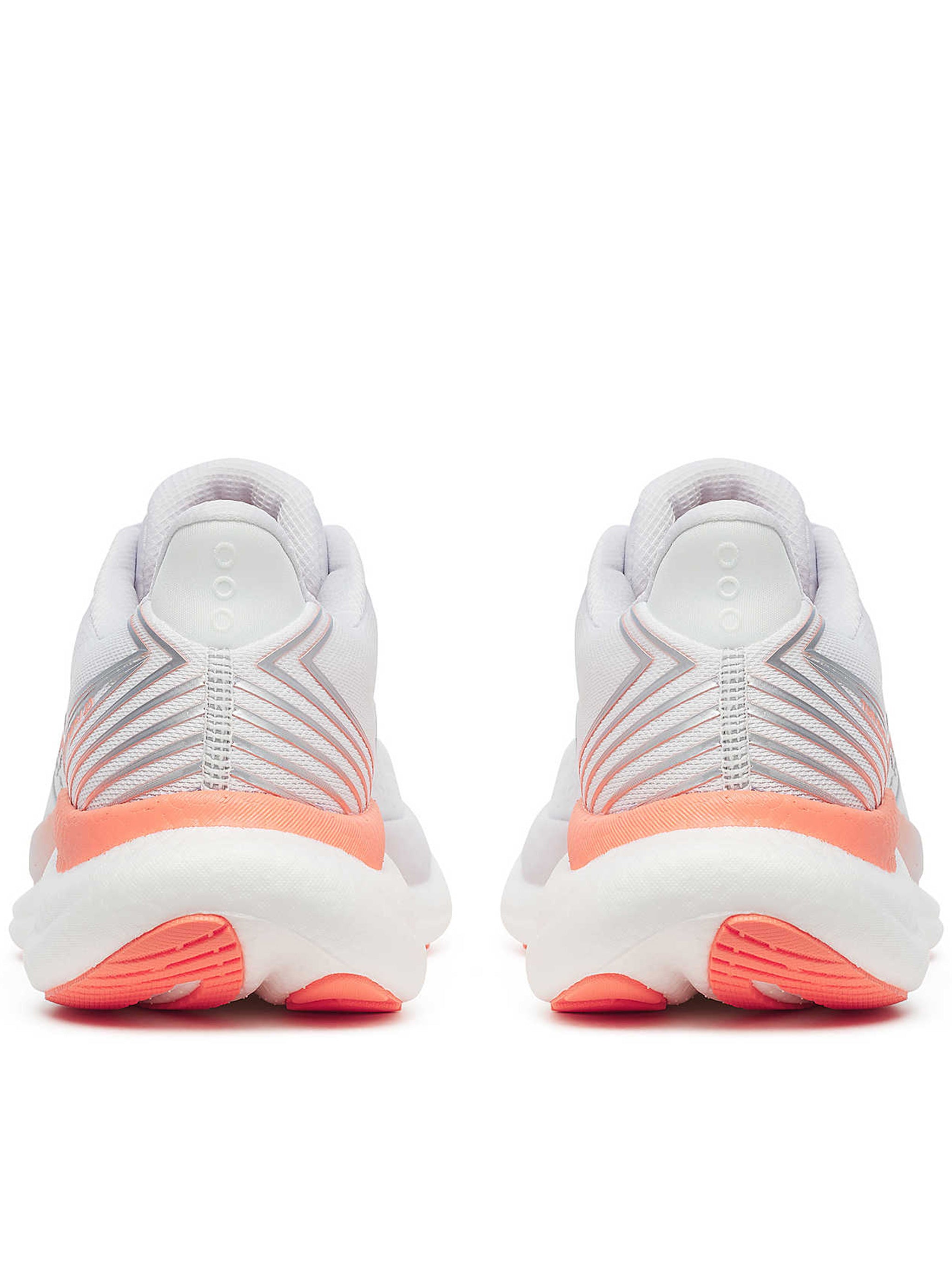 Ventilated Running Shoes with Cushioned Midsole and Reflective Accents