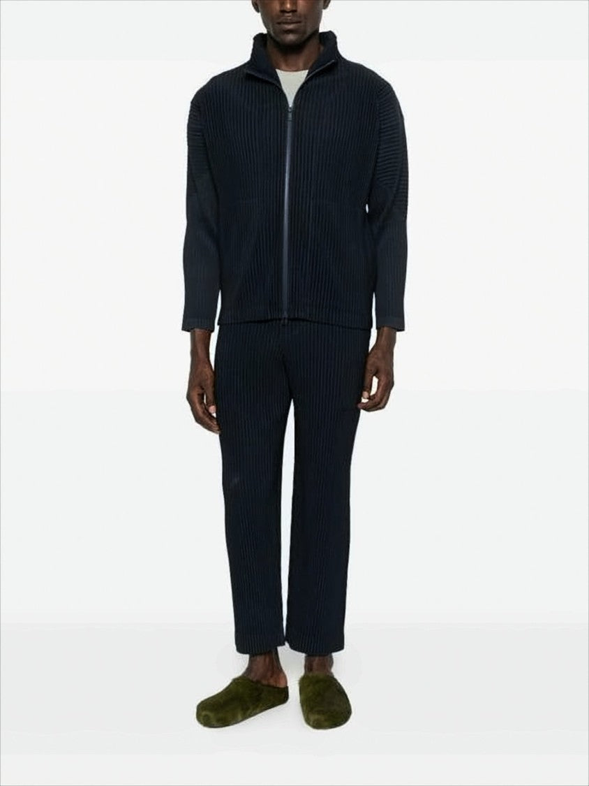 Textured Zip-Up Hooded Sweatshirt With Vertical Pleats