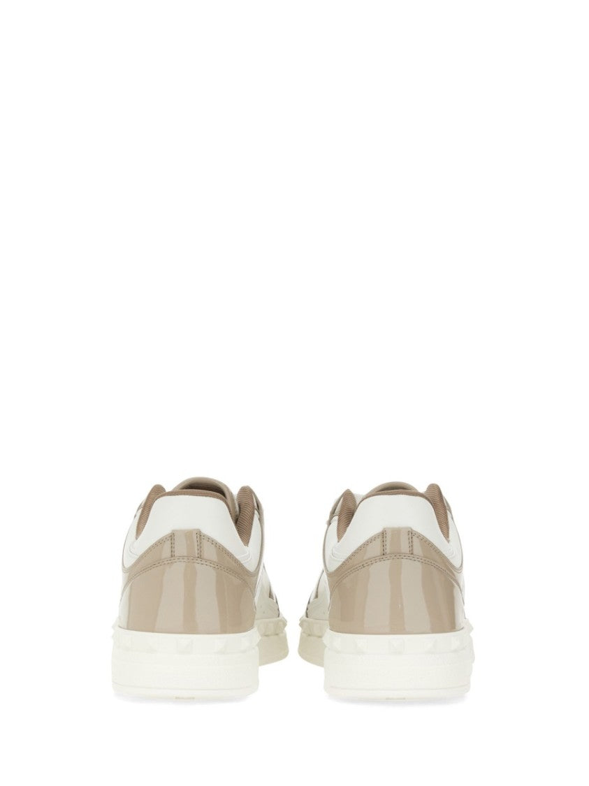 "Freedots" Low Top Sneaker