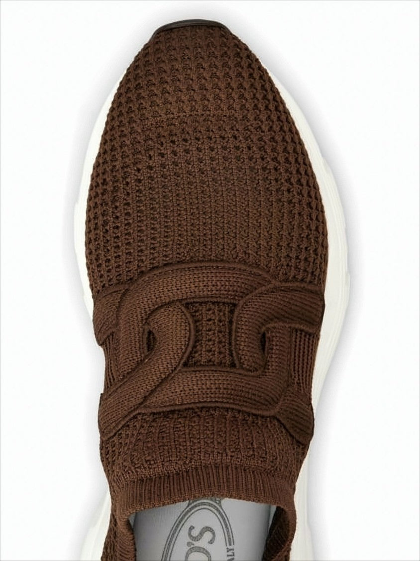 Sporty Brown Knitted Sneakers with Rubber Sole