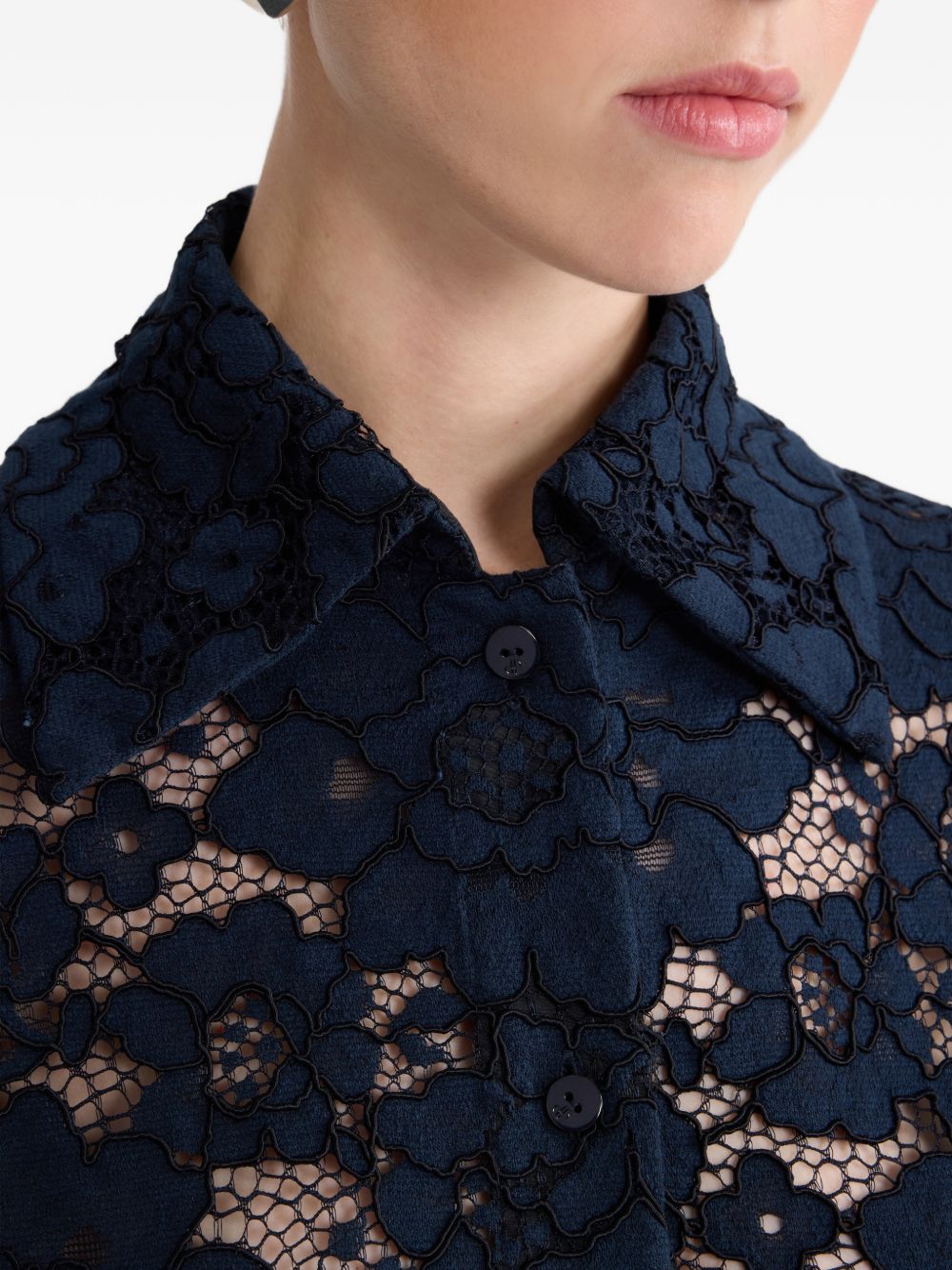 Cropped Lace Shirt with Floral Patterns