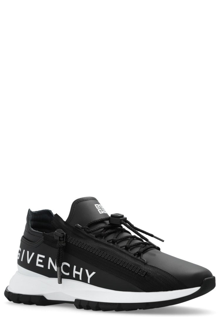 Low-Top Sneaker with Bold Logo and Streamlined Design